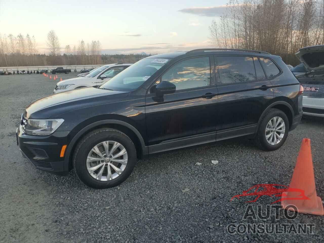 VOLKSWAGEN TIGUAN 2018 - 3VV0B7AX8JM074569