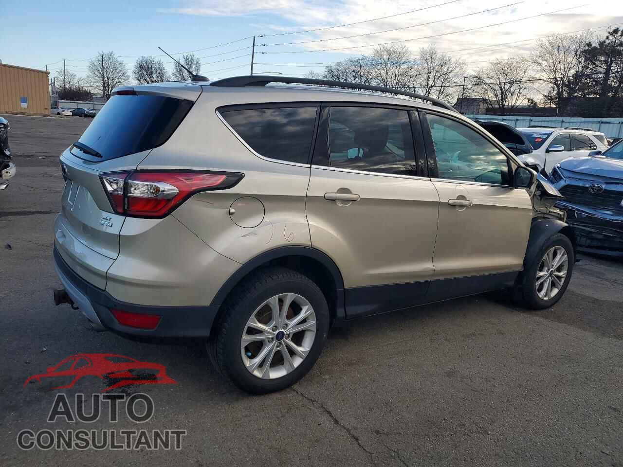 FORD ESCAPE 2017 - 1FMCU0G90HUB28681