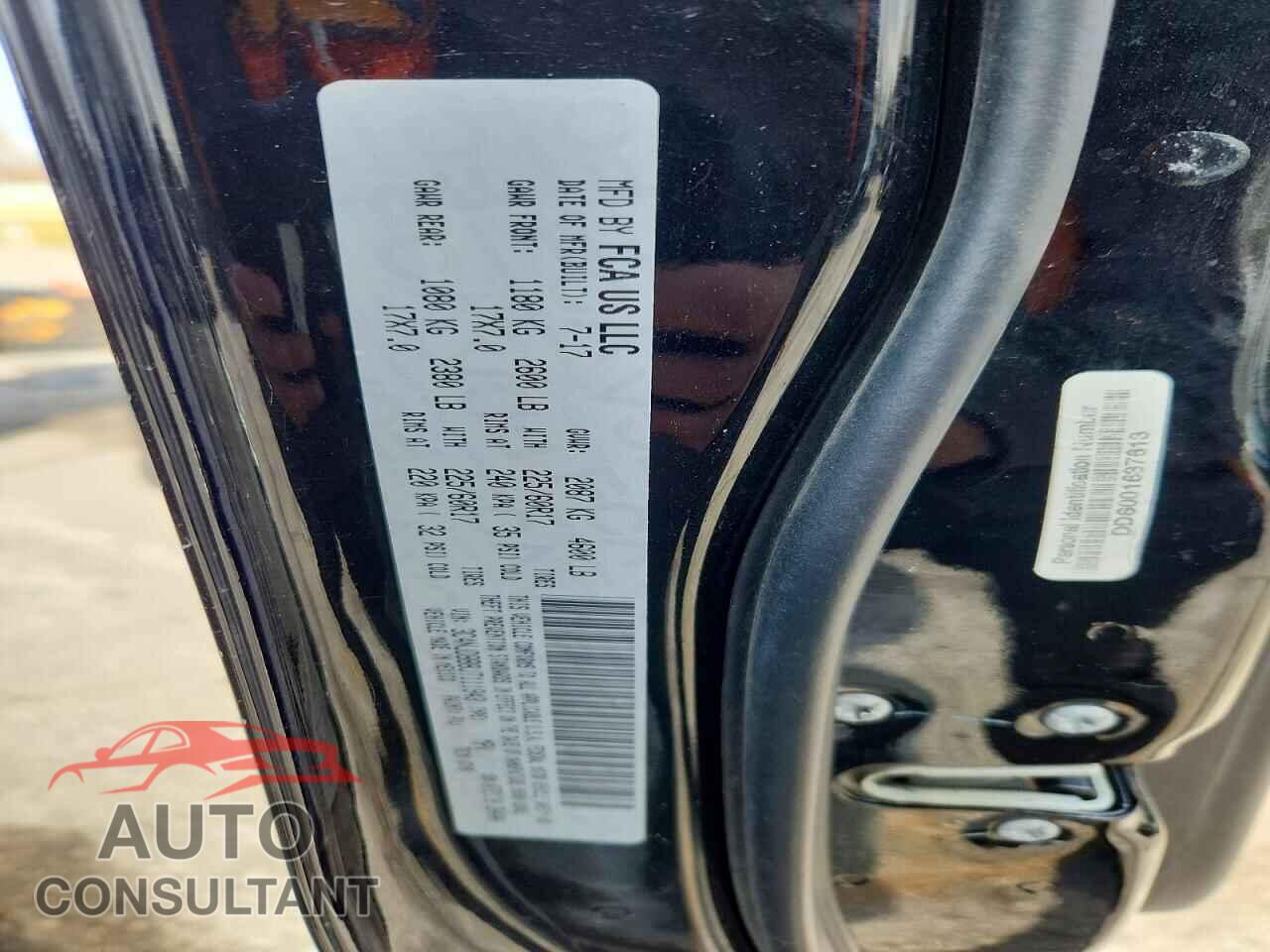 JEEP COMPASS 2018 - 3C4NJDBB8JT111943