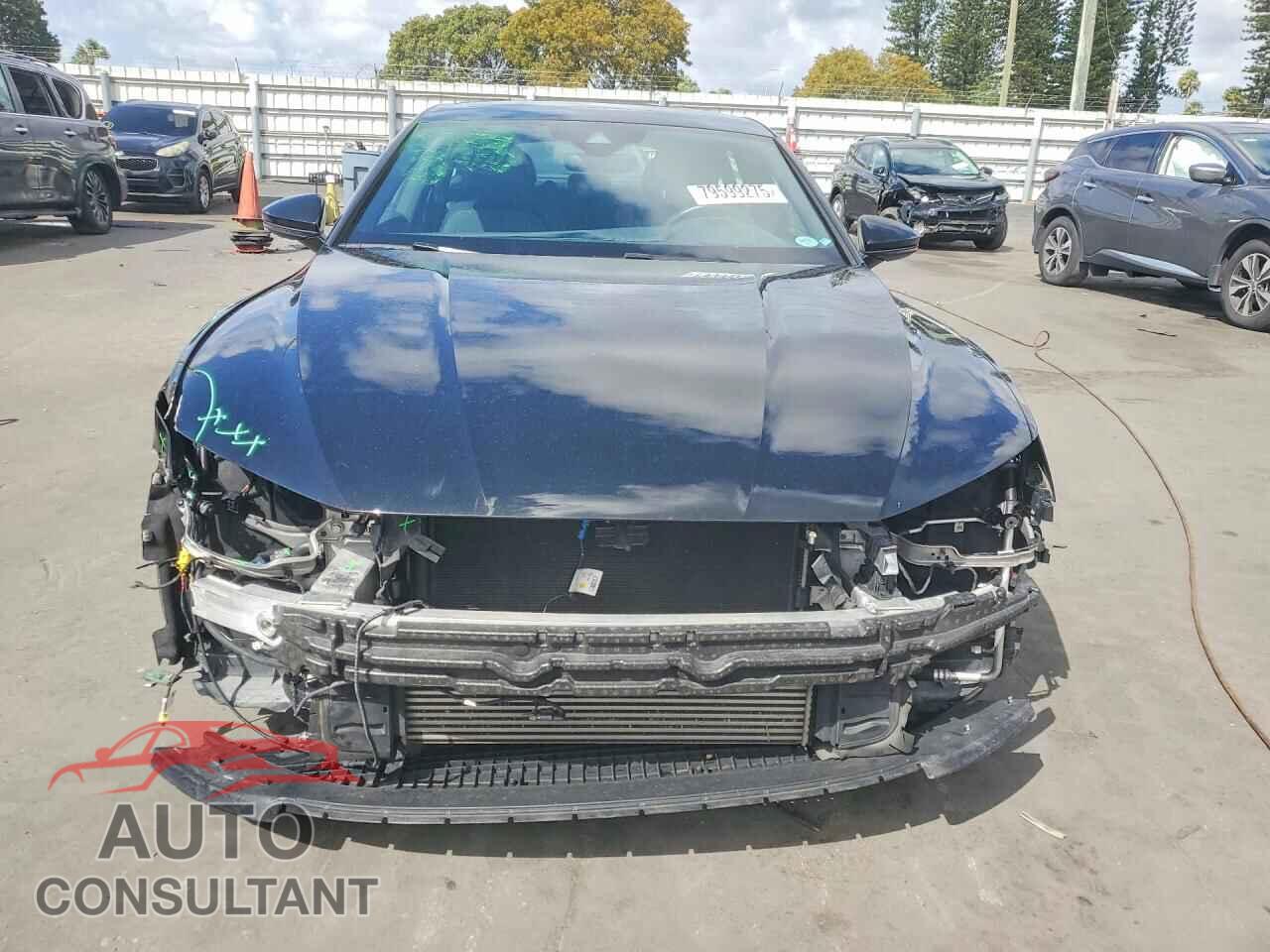 AUDI A7 2019 - WAUV2AF26KN030783