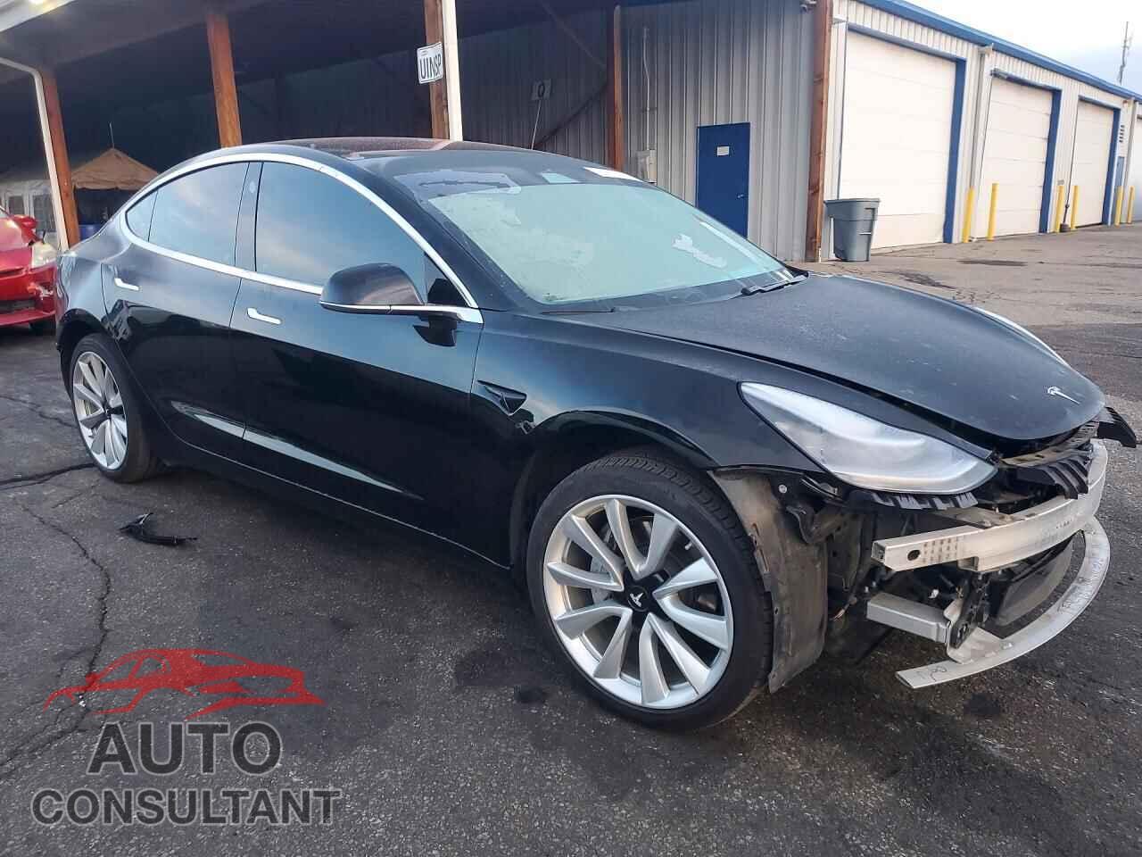 TESLA MODEL 3 2018 - 5YJ3E1EA0JF007636