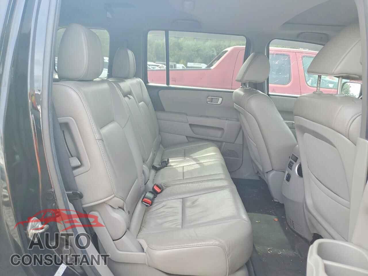 HONDA PILOT 2012 - 5FNYF4H78CB022232