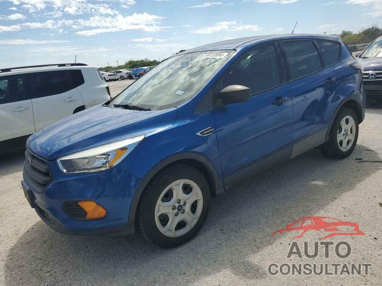 FORD ESCAPE 2017 - 1FMCU0F77HUB79241