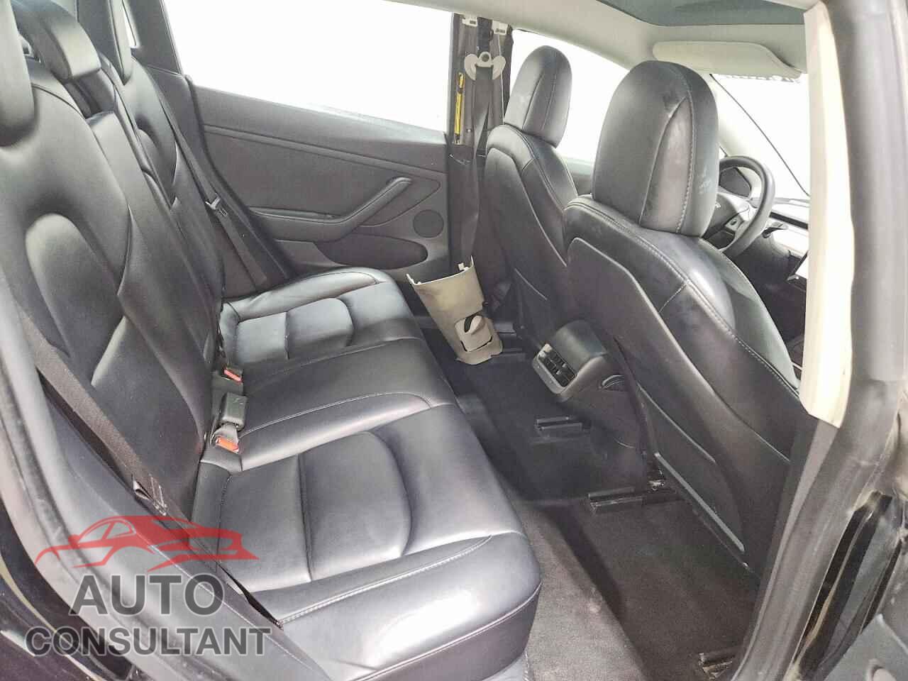 TESLA MODEL 3 2022 - 5YJ3E1EA2NF304462