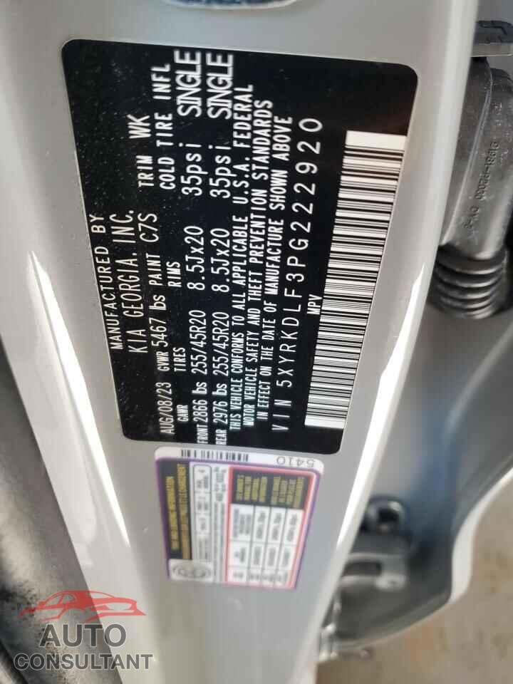 KIA SORENTO 2023 - 5XYRKDLF3PG222920