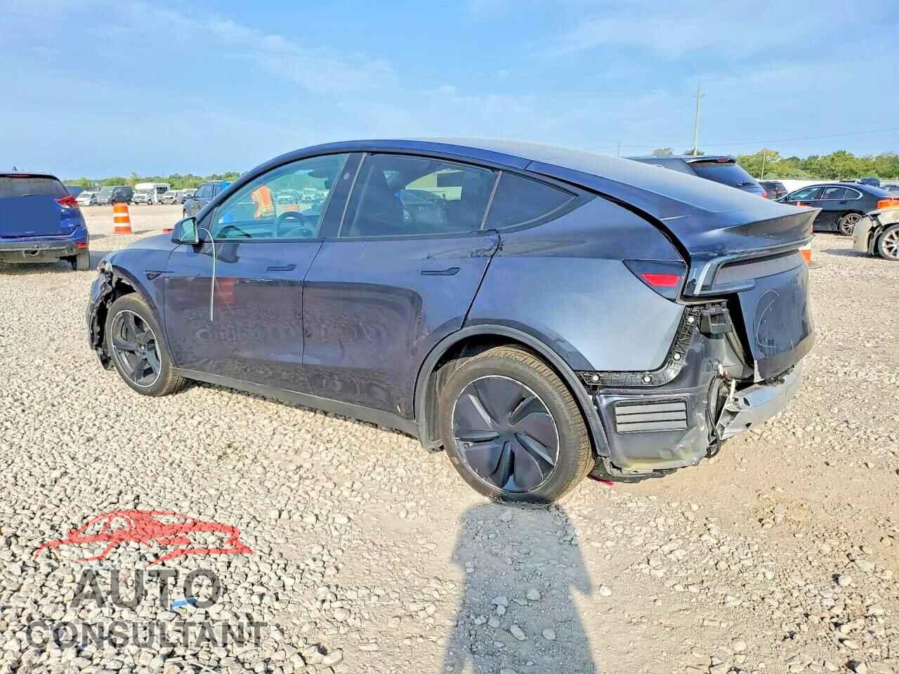TESLA MODEL Y 2026 - 7SAYGDED3TA464763