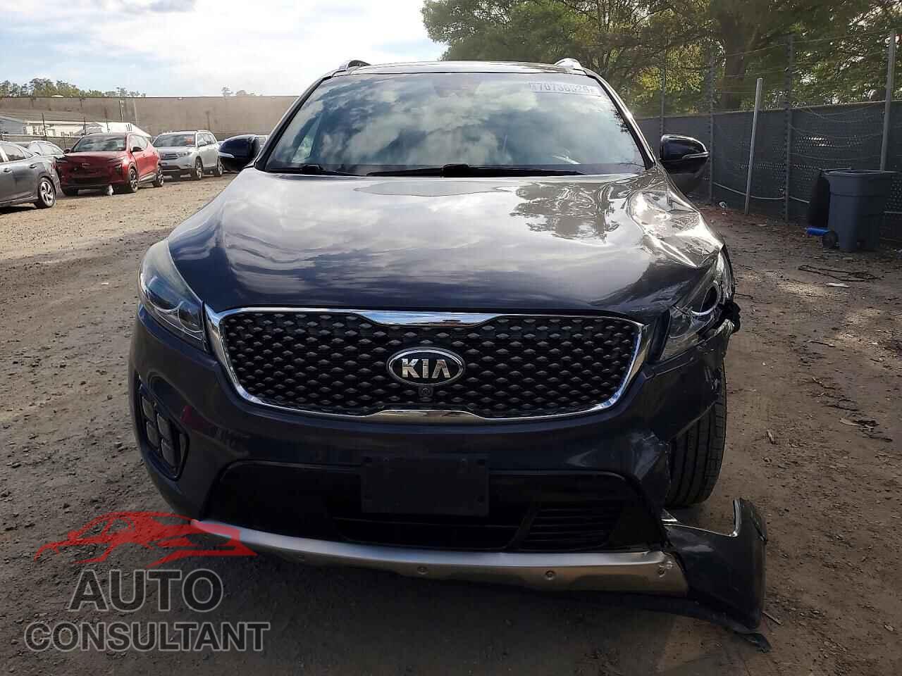 KIA SORENTO 2017 - 5XYPKDA55HG318034
