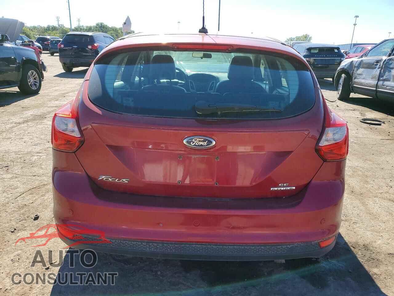 FORD FOCUS 2014 - 1FADP3K24EL155143