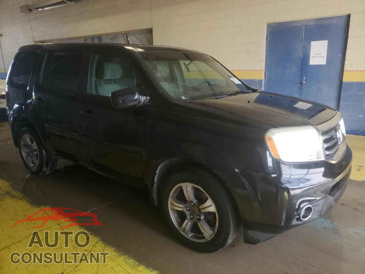 HONDA PILOT 2015 - 5FNYF3H37FB005191