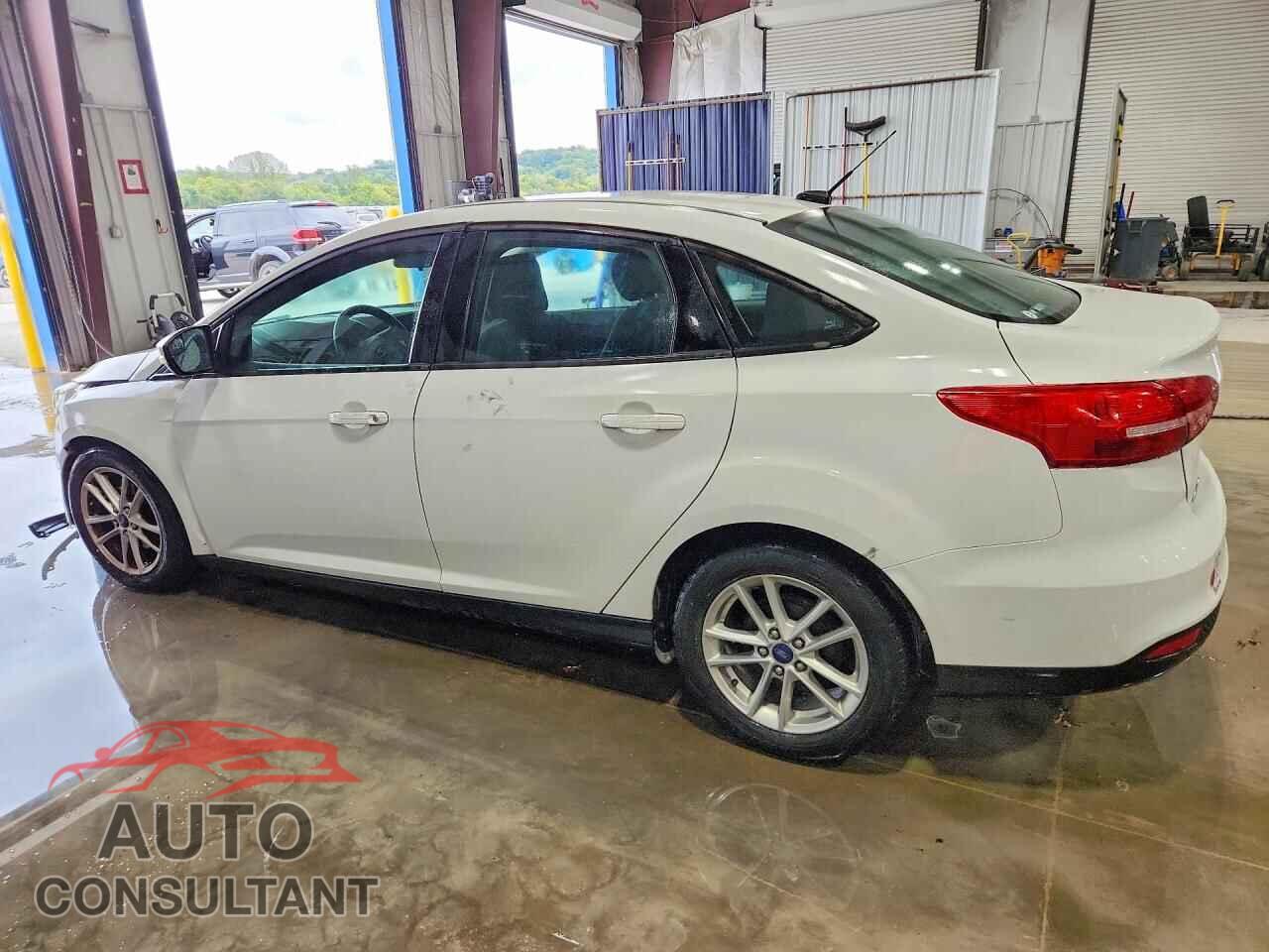 FORD FOCUS 2016 - 1FADP3F23GL352530