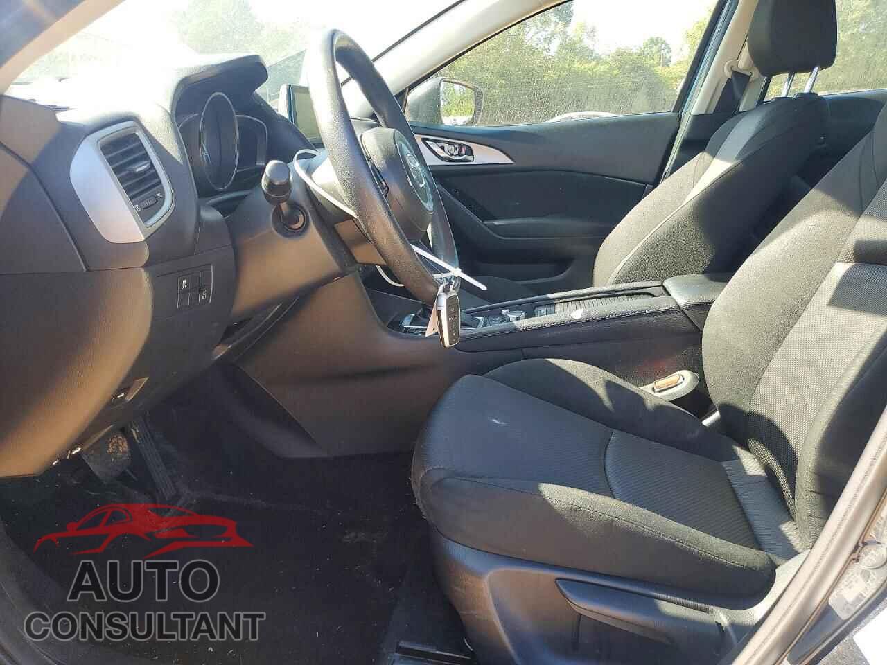 MAZDA 3 2018 - 3MZBN1U76JM229723