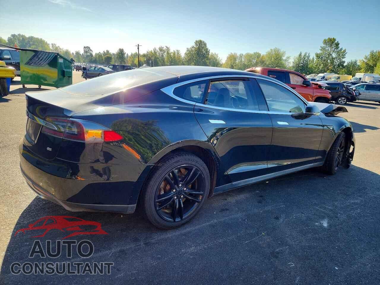TESLA MODEL S 2014 - 5YJSA1H14EFP50602