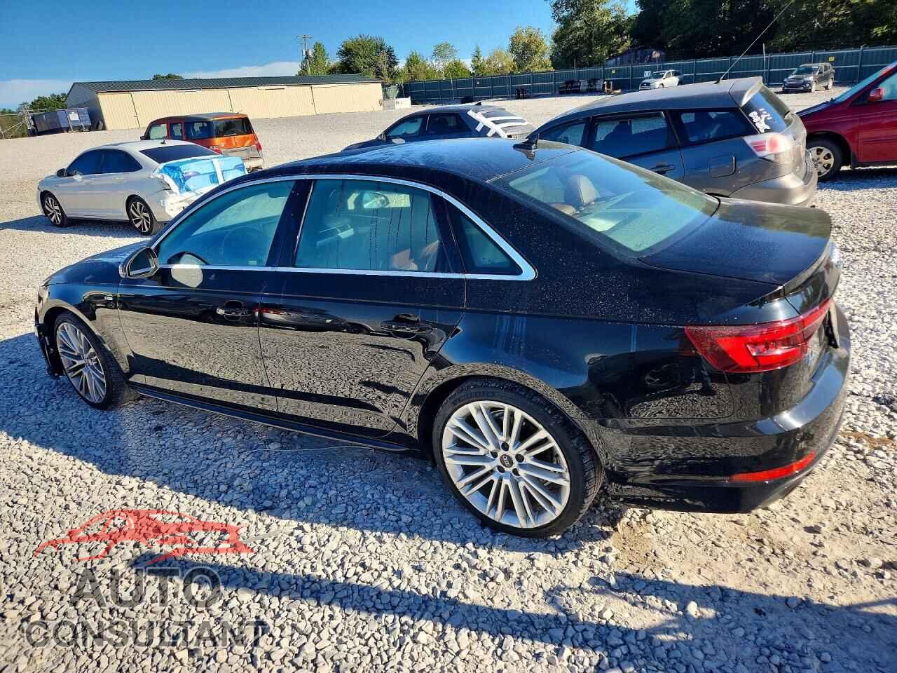 AUDI A4 2018 - WAULMAF41JA100456