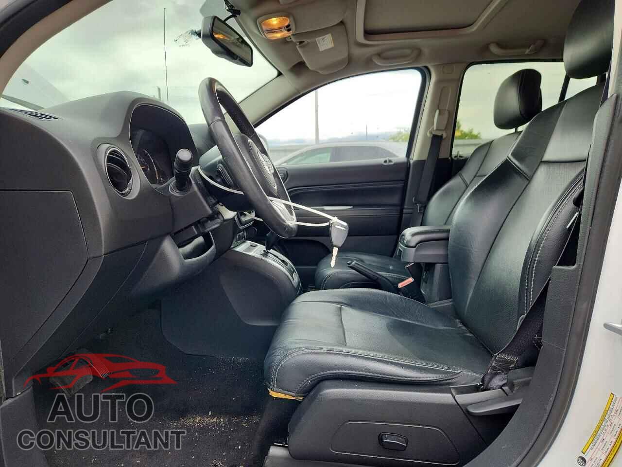 JEEP COMPASS 2015 - 1C4NJCEA6FD156843