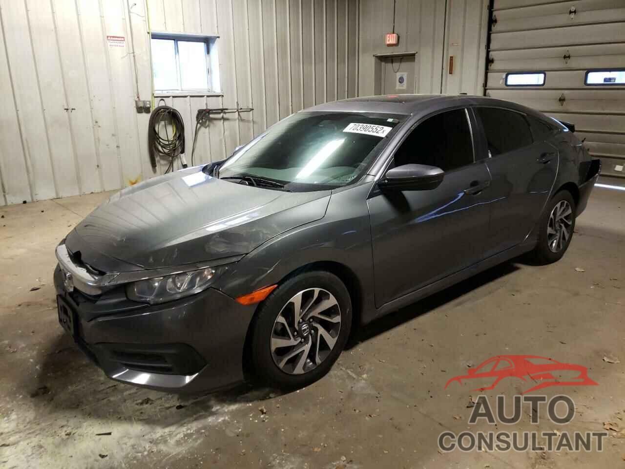 HONDA CIVIC 2018 - 2HGFC2F79JH503817