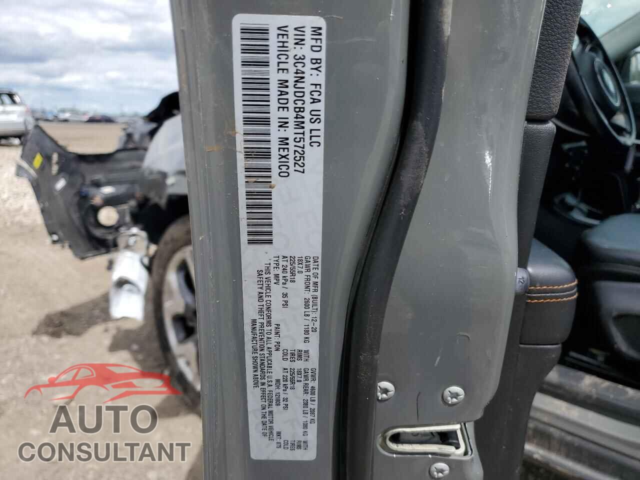 JEEP COMPASS 2021 - 3C4NJDCB4MT572527
