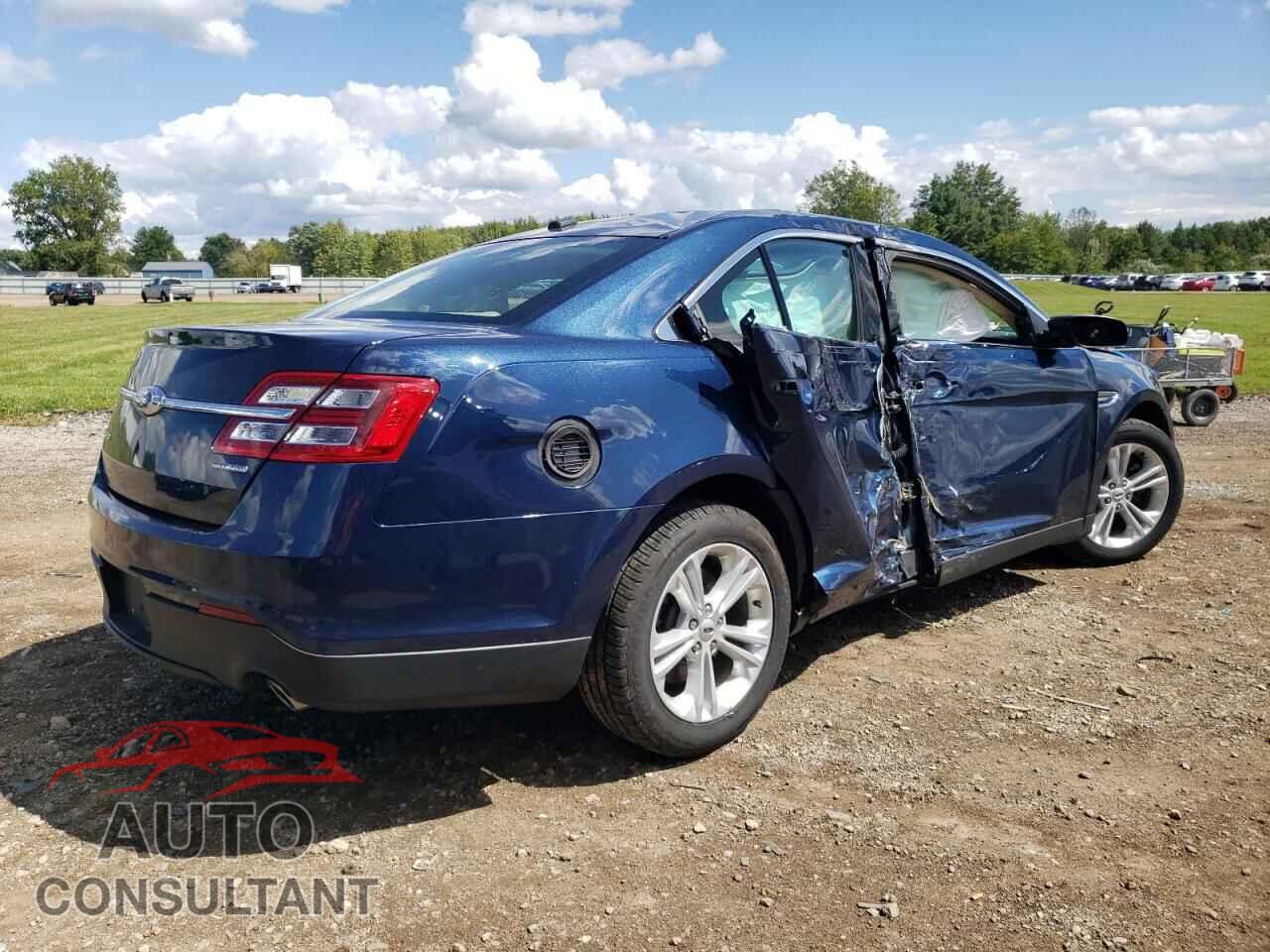 FORD TAURUS 2017 - 1FAHP2D89HG145198