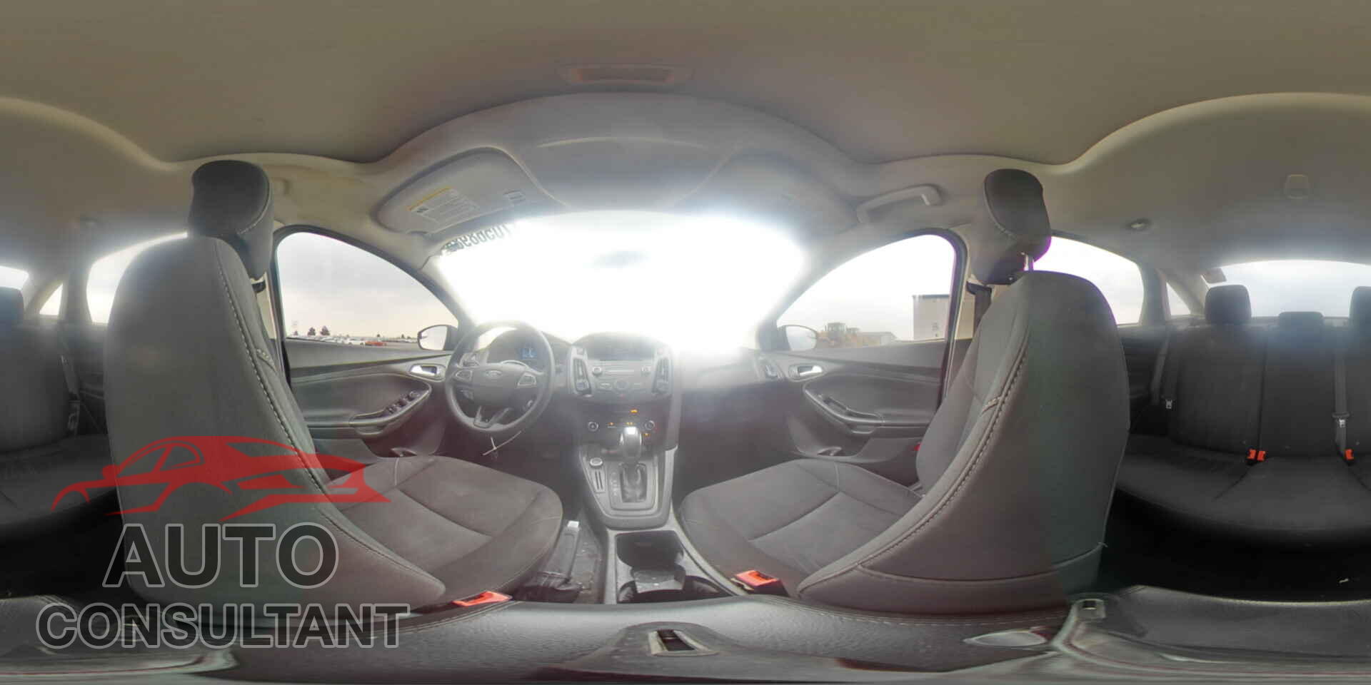 FORD FOCUS 2016 - 1FADP3F2XGL269256