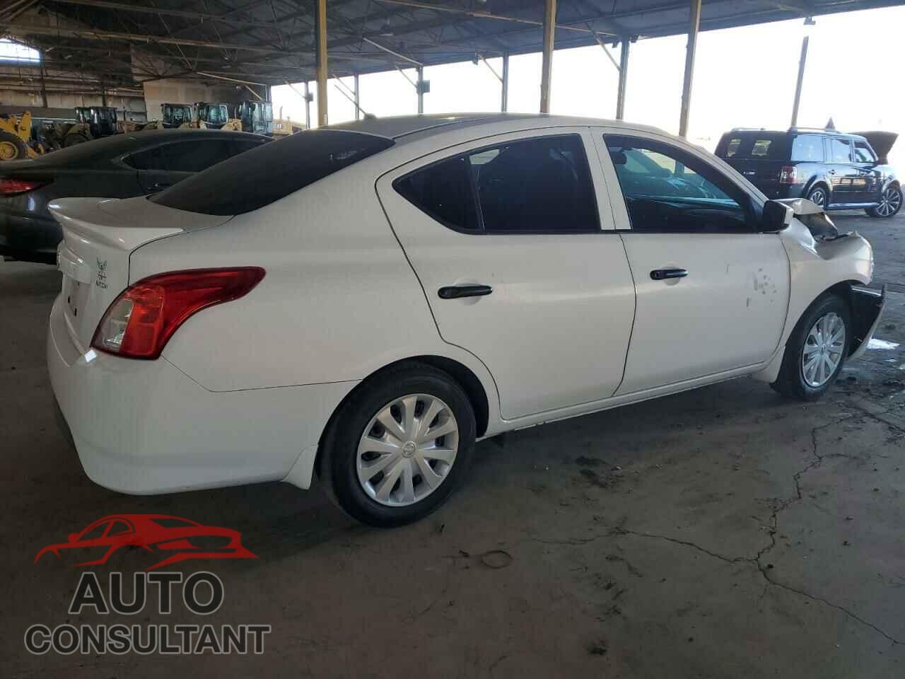 NISSAN VERSA 2017 - 3N1CN7AP3HL814244