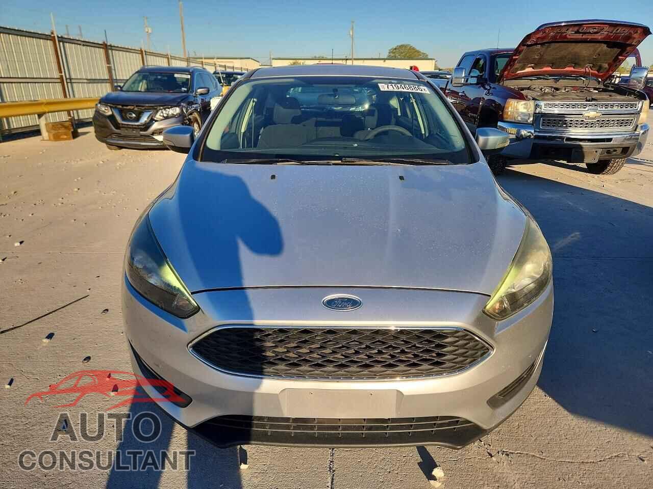 FORD FOCUS 2017 - 1FADP3M27HL276542