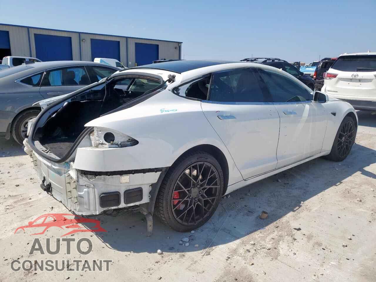 TESLA MODEL S 2017 - 5YJSA1E19HF185403