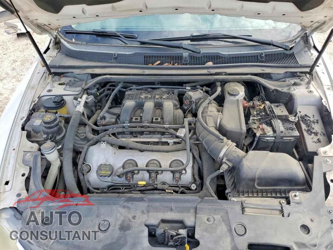 FORD TAURUS 2011 - 1FAHP2EW4BG177397