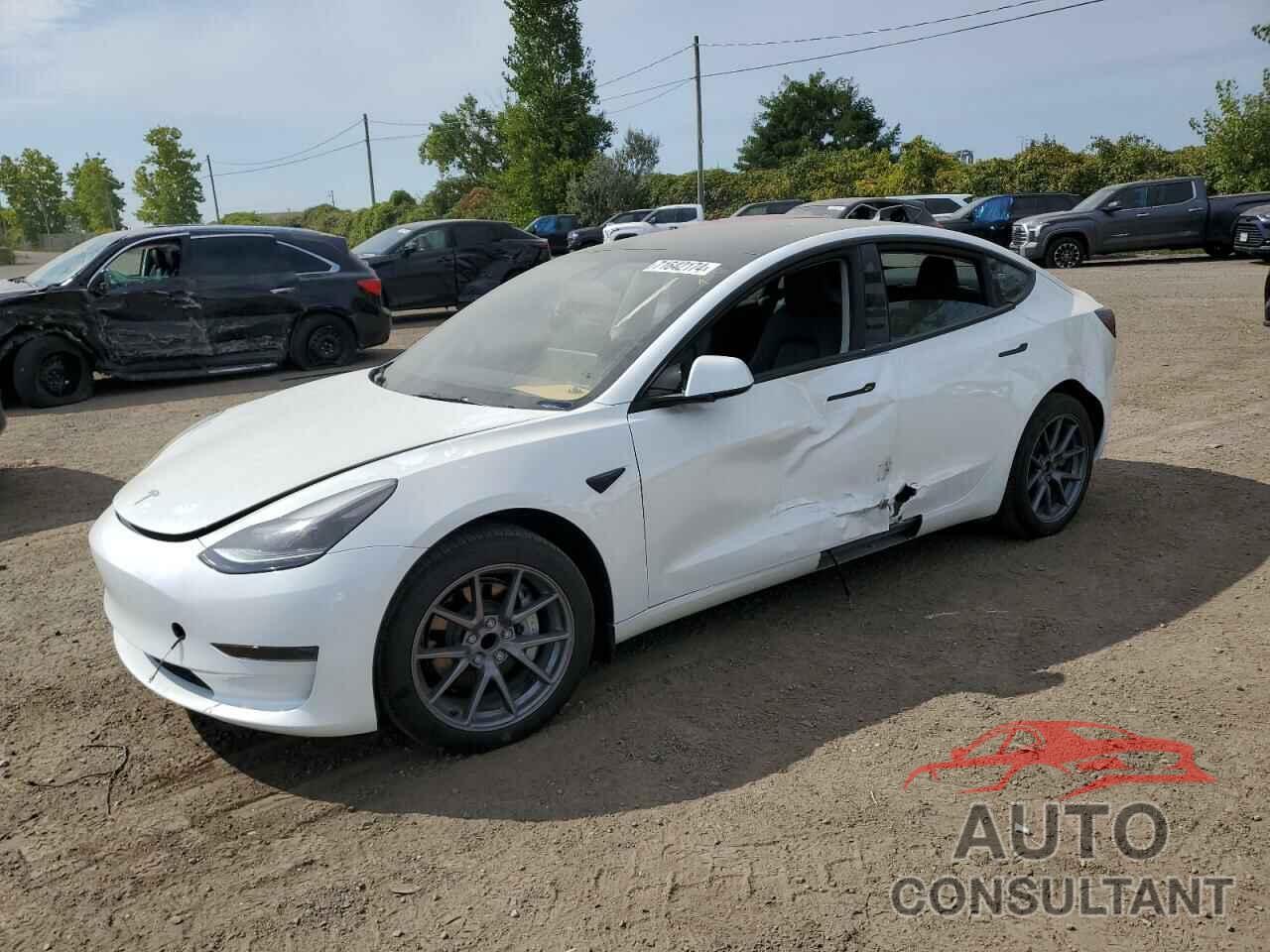 TESLA MODEL 3 2023 - LRW3E1FA2PC872321