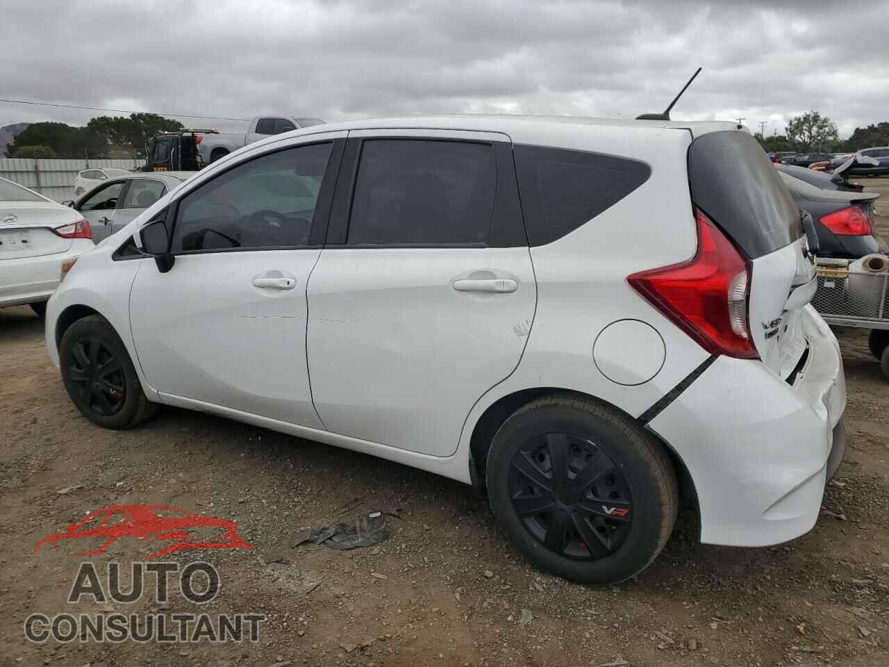 NISSAN VERSA 2017 - 3N1CE2CP8HL352876