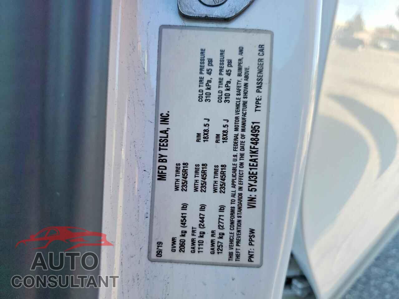 TESLA MODEL 3 2019 - 5YJ3E1EA1KF484951