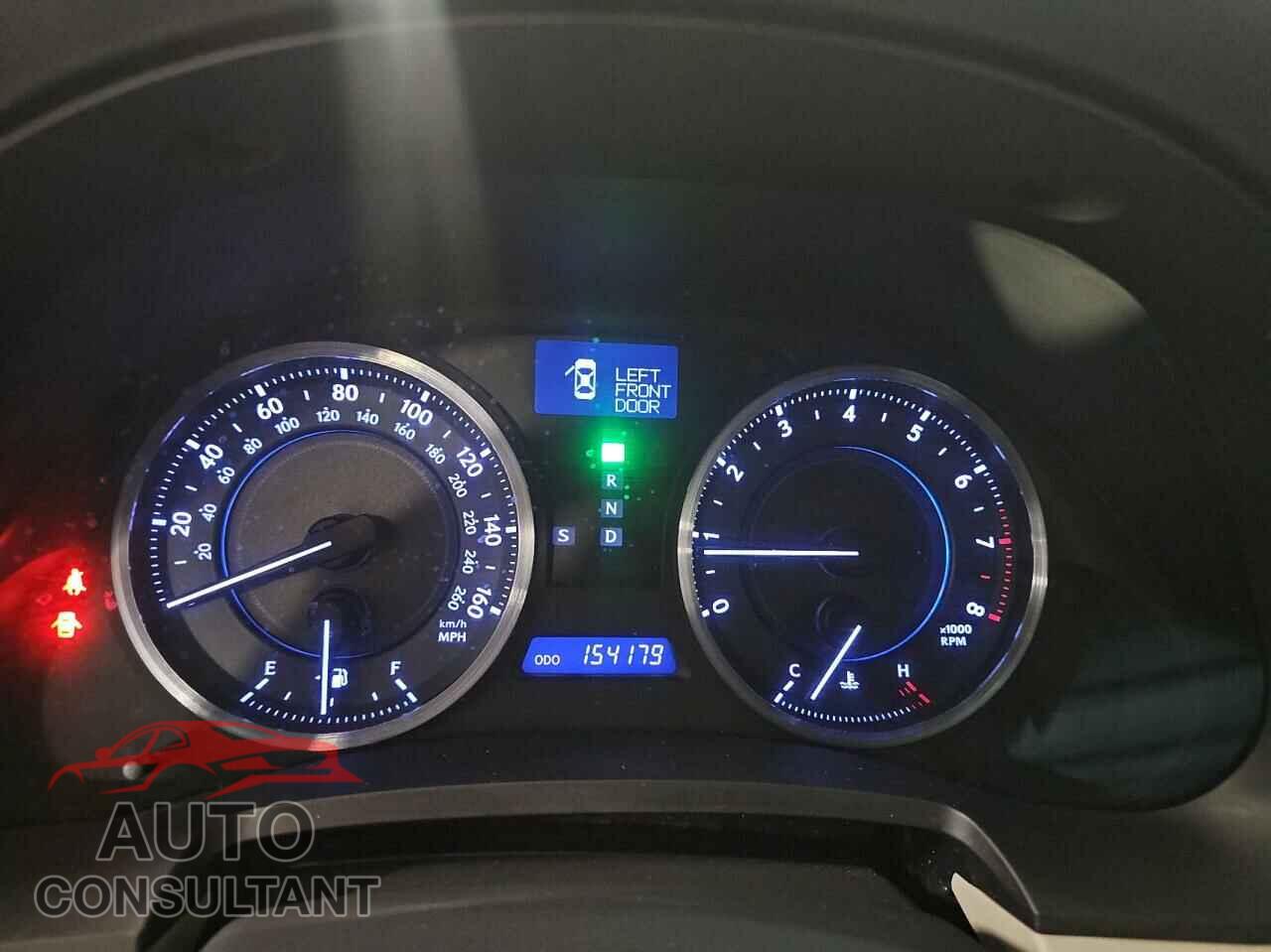 LEXUS IS 2011 - JTHBF5C22B5135177