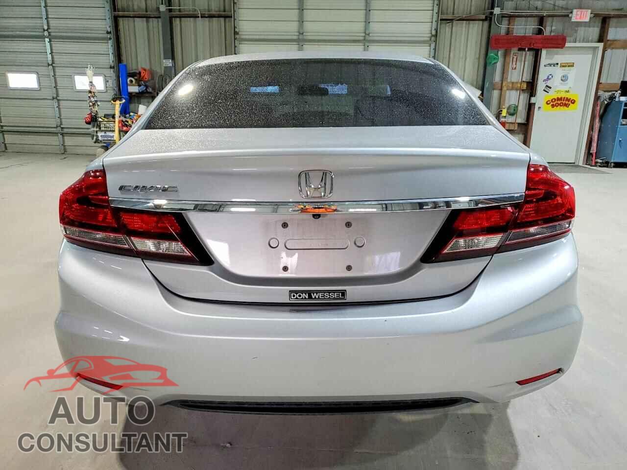 HONDA CIVIC 2015 - 19XFB2F77FE079994