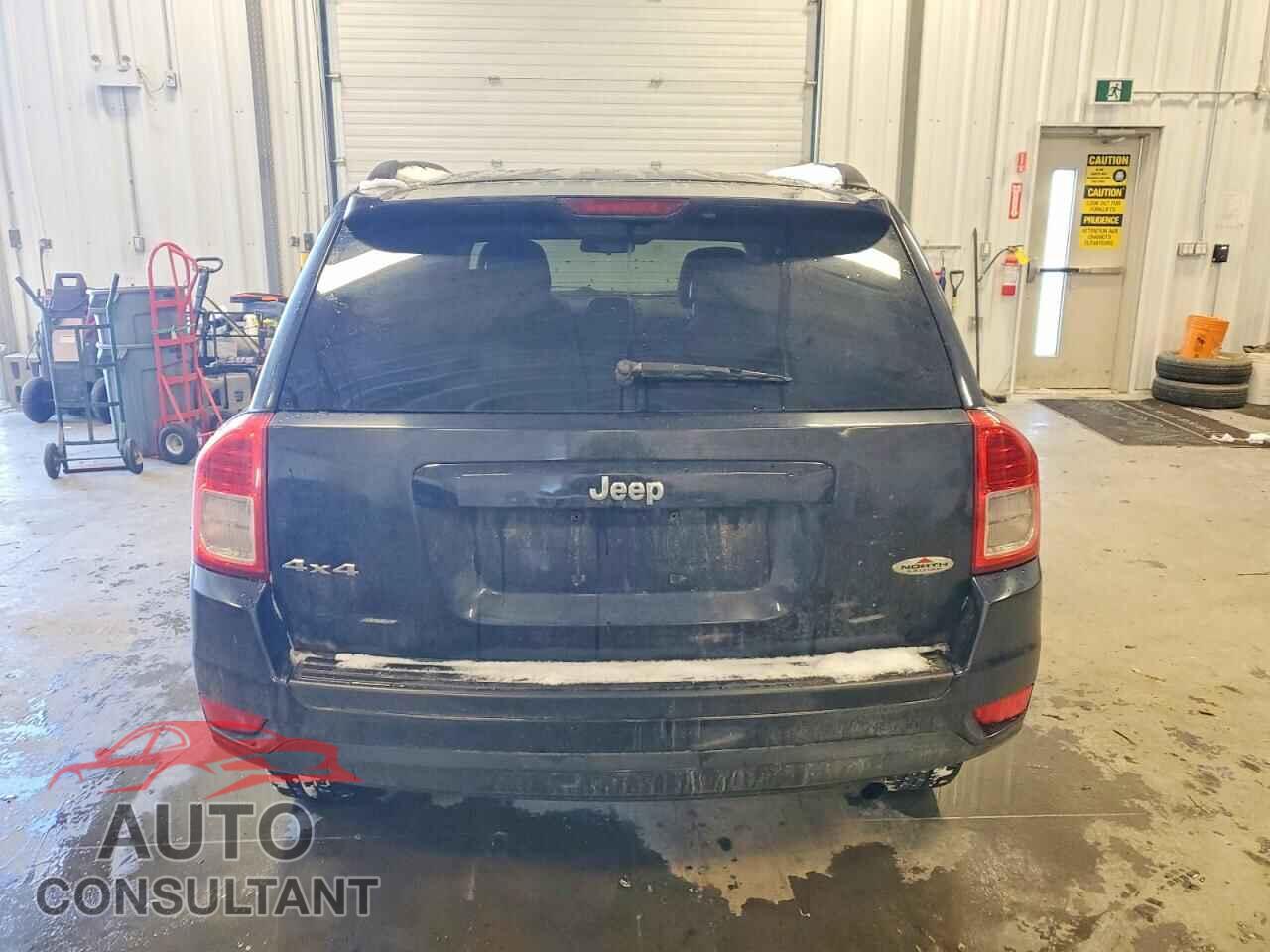 JEEP COMPASS 2011 - 1J4NF4FBXBD136517