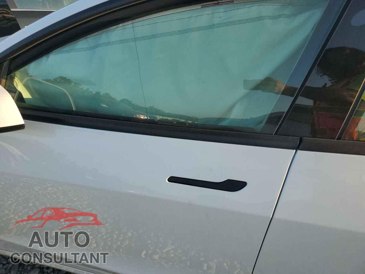TESLA MODEL 3 2021 - 5YJ3E1EB0MF992310