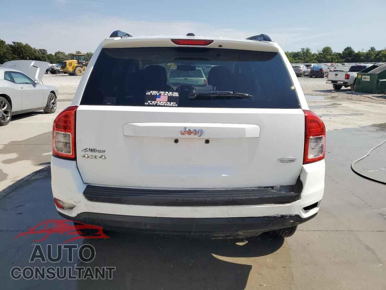 JEEP COMPASS 2011 - 1J4NF1FB1BD223219