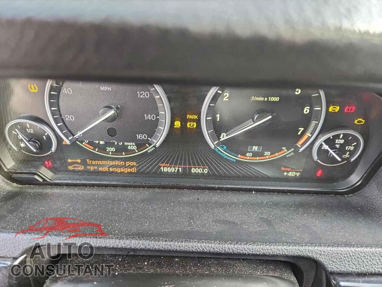 BMW 5 SERIES 2013 - WBASP2C55DC339863