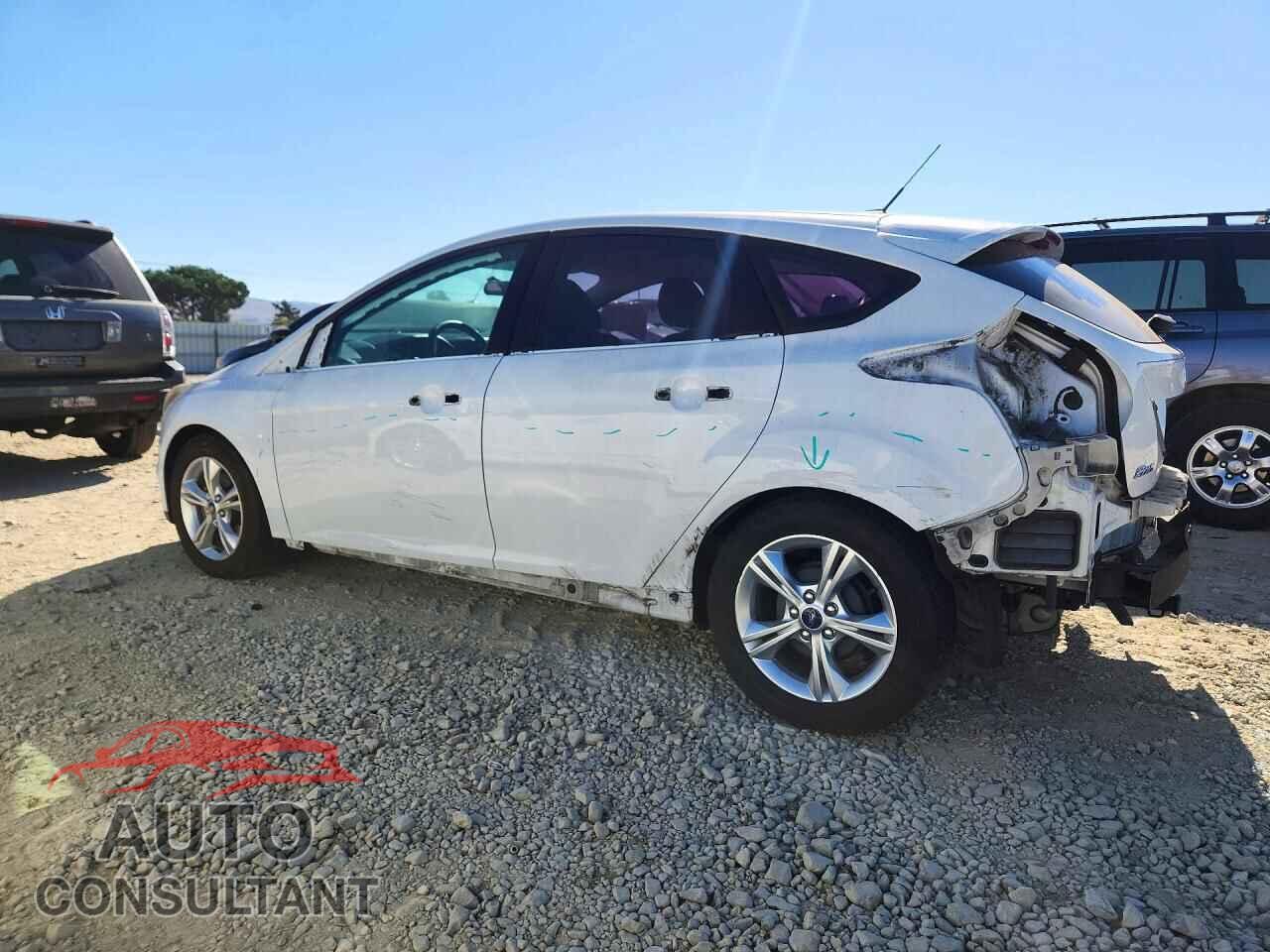 FORD FOCUS 2014 - 1FADP3K27EL144833