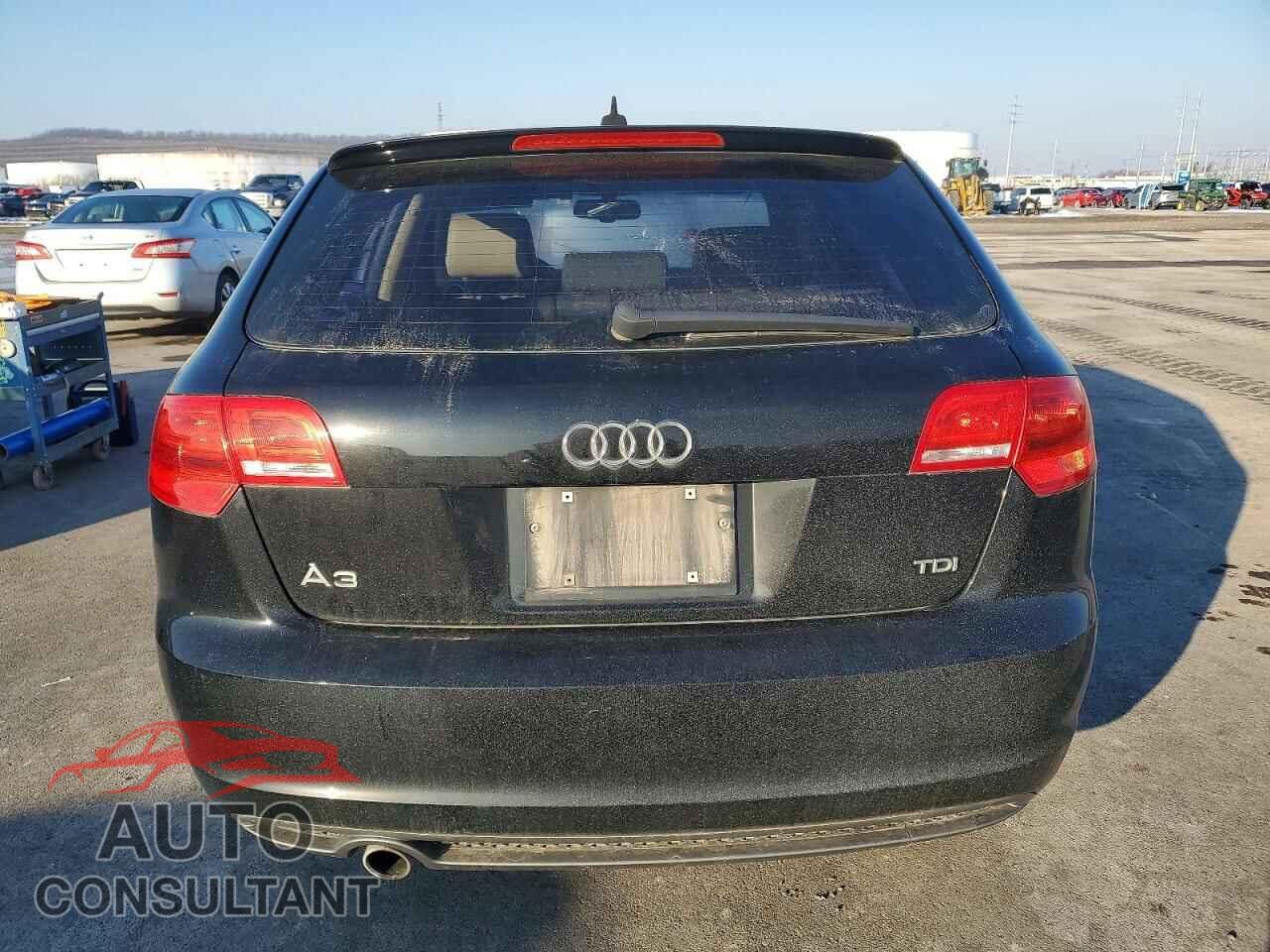 AUDI A3 2010 - WAUBJAFM5AA044607