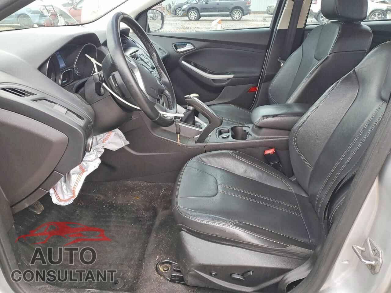 FORD FOCUS 2014 - 1FADP3K23EL141699