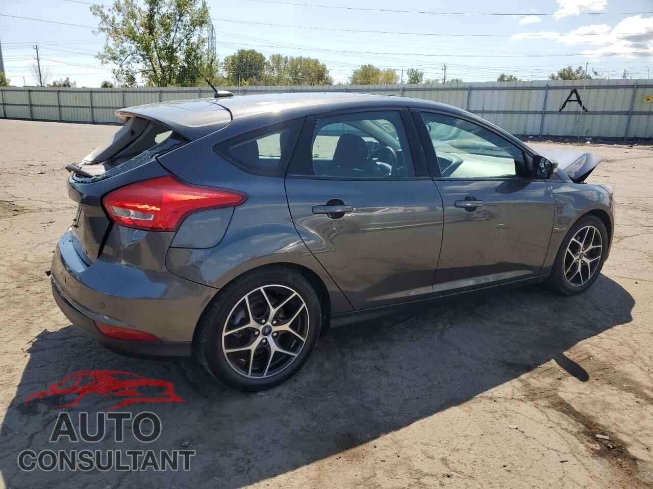 FORD FOCUS 2017 - 1FADP3M29HL253280