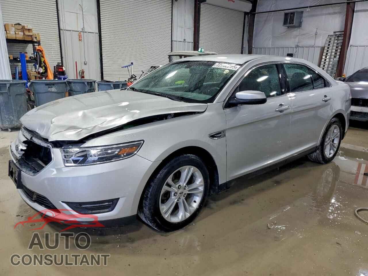 FORD TAURUS 2015 - 1FAHP2E85FG130256