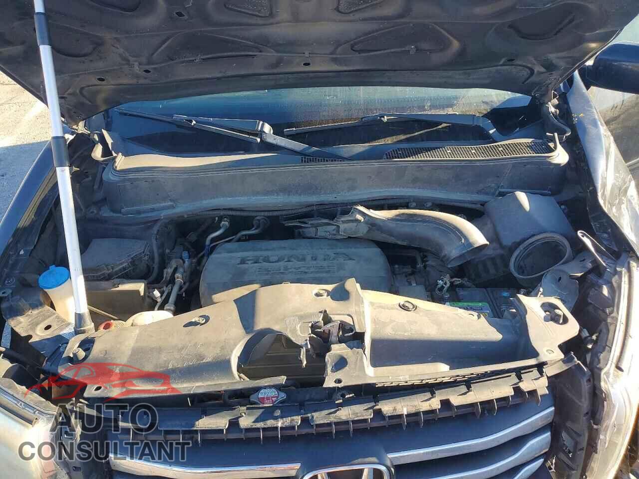 HONDA PILOT 2013 - 5FNYF3H55DB003633