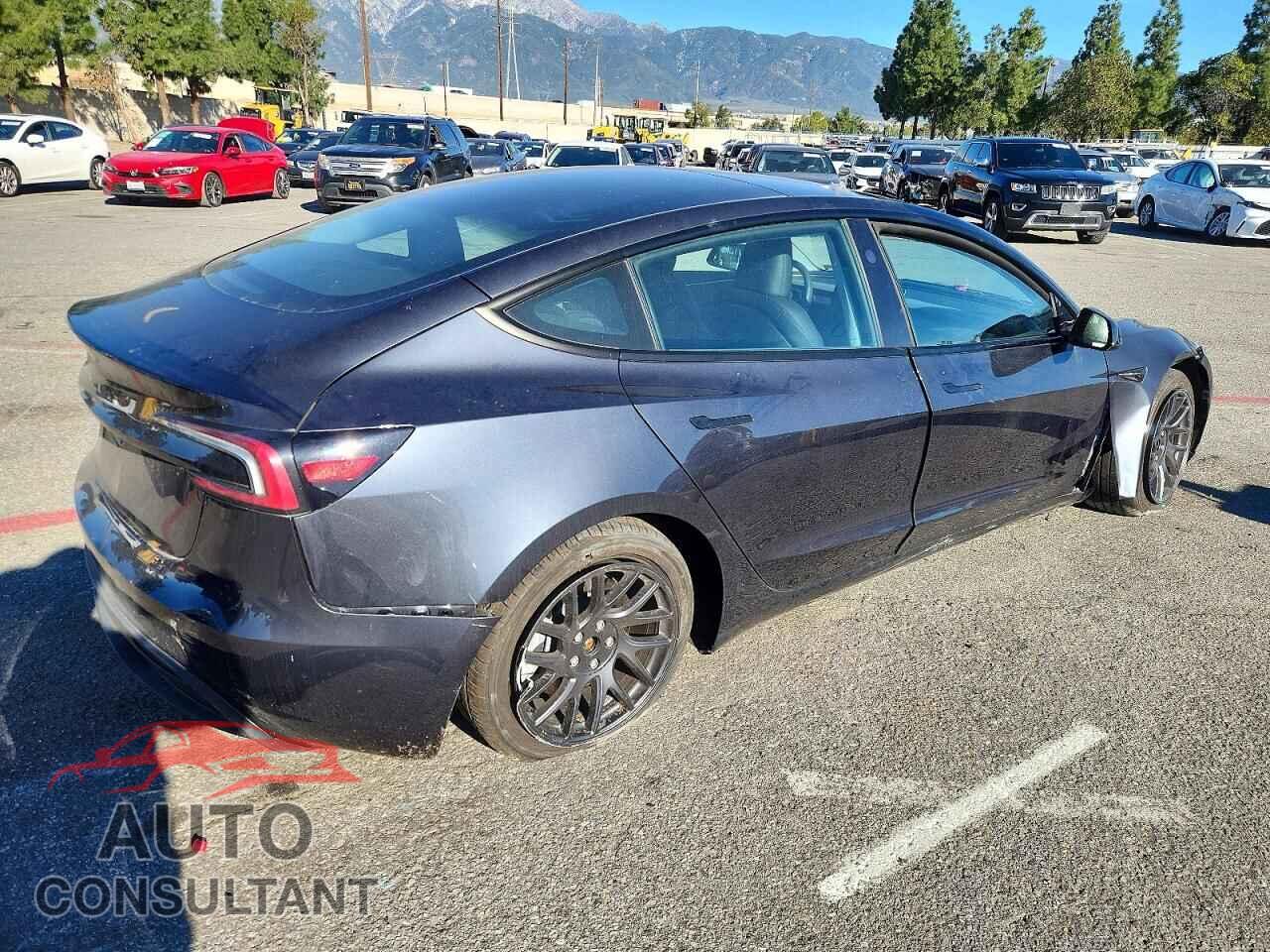 TESLA MODEL 3 2025 - 5YJ3E1EA7SF942928
