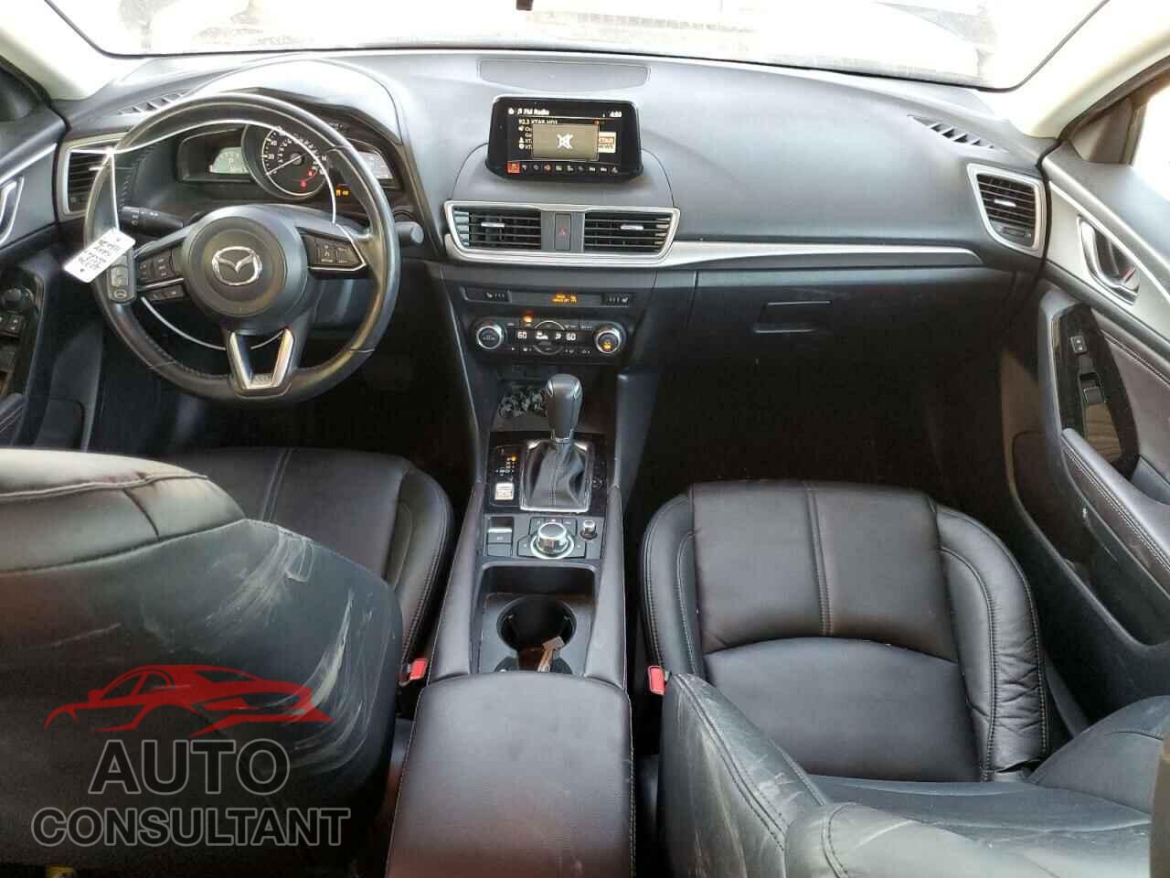 MAZDA 3 2017 - 3MZBN1V7XHM116026