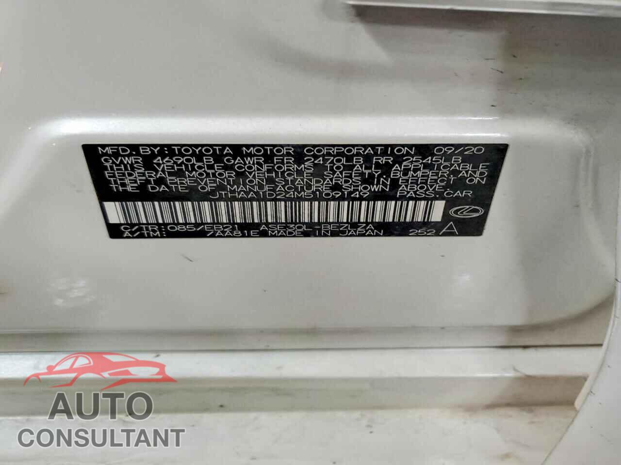LEXUS IS 2021 - JTHAA1D24M5109149
