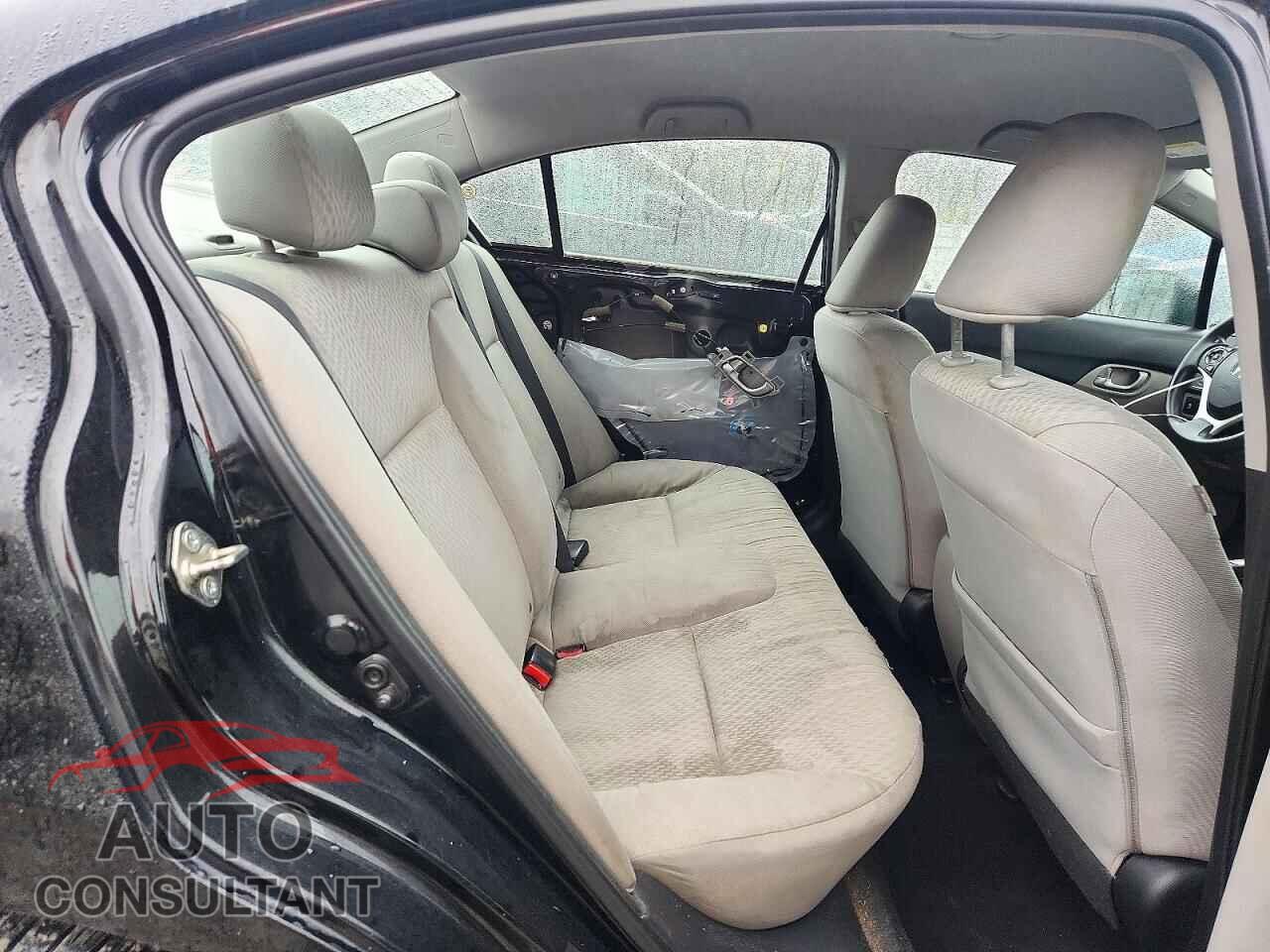 HONDA CIVIC 2015 - 19XFB2F5XFE231930
