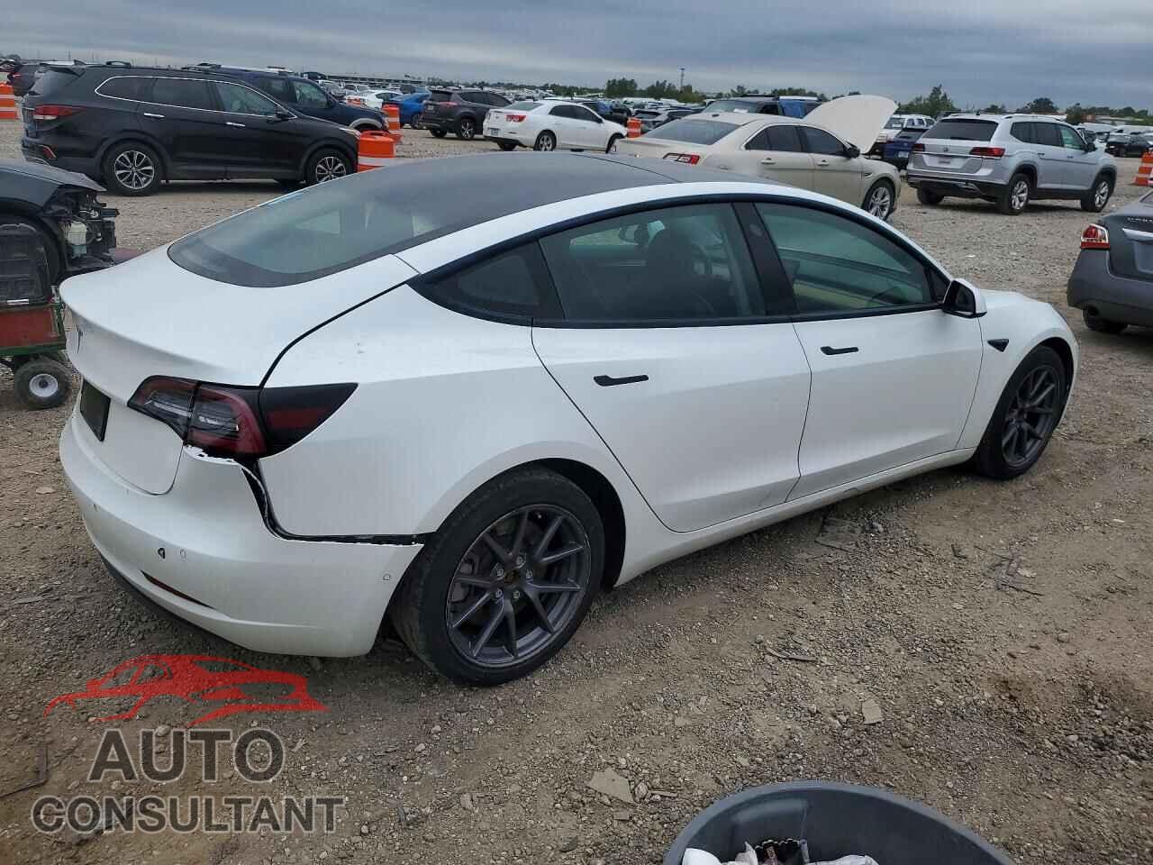 TESLA MODEL 3 2021 - 5YJ3E1EA6MF026762