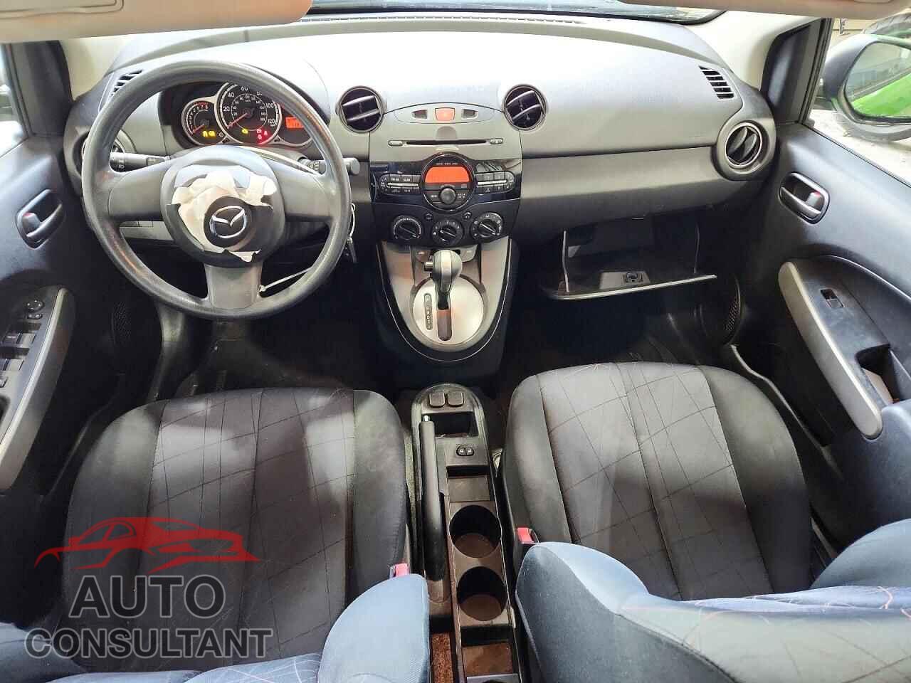 MAZDA 2 2013 - JM1DE1KZ8D0161089
