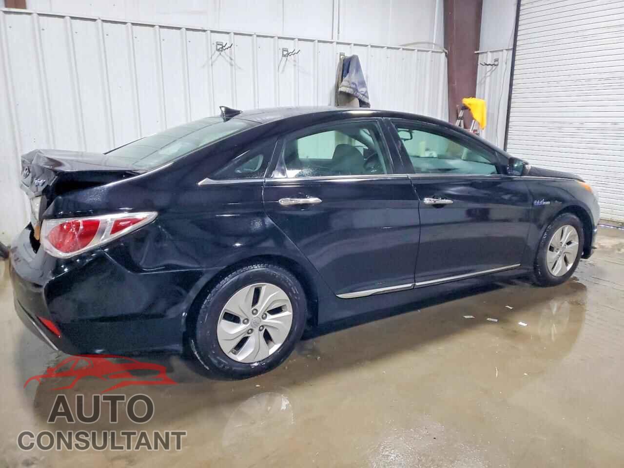 HYUNDAI SONATA 2014 - KMHEC4A48EA116582