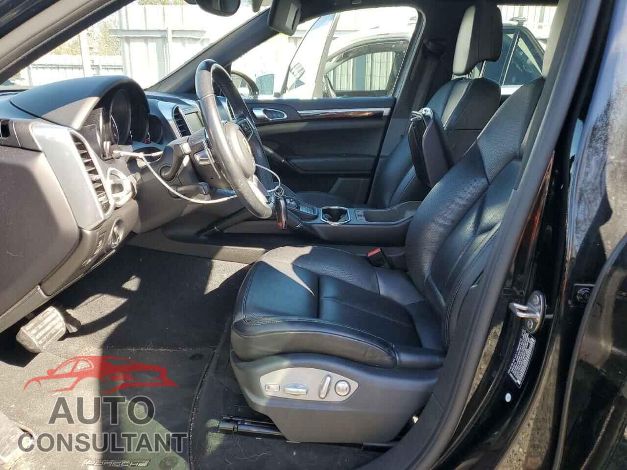 PORSCHE CAYENNE 2016 - WP1AA2A27GKA11989