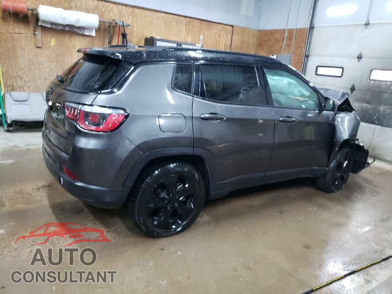 JEEP COMPASS 2018 - 3C4NJDBBXJT299039